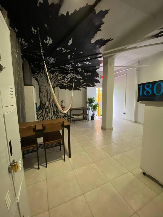 1802 At San Juan Hostel Eksteriør bilde